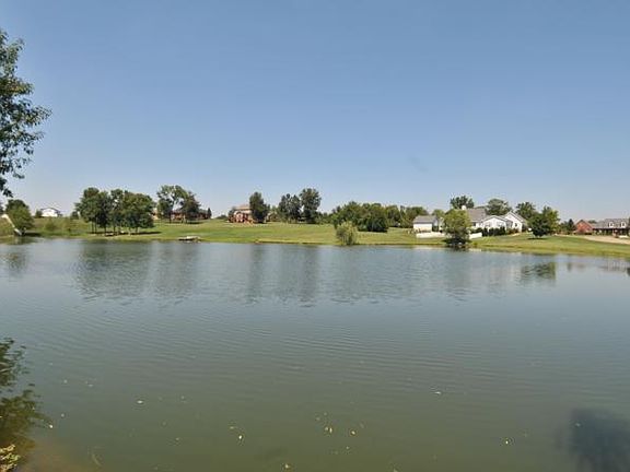 3rd image of 230 S Fork Dr