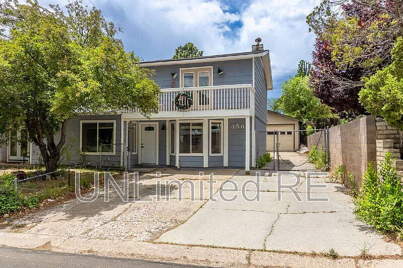 3 bed, 2.0 bath, 1900 sqft, $2,800 — Photo 2