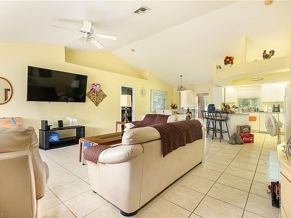 3rd image of 1014 NW 18th Ave