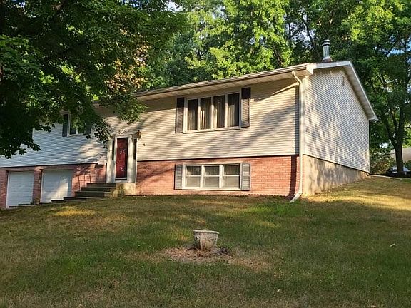 4th image of 406 Platt St