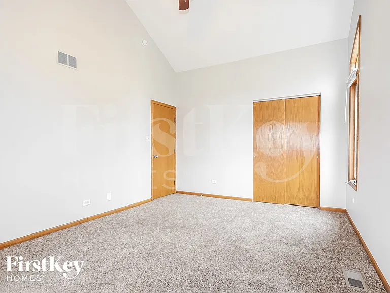 1119 Karen Dr — Photo 7