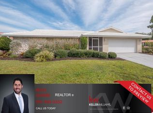 2939 Captiva Dr, Sarasota, FL 34231