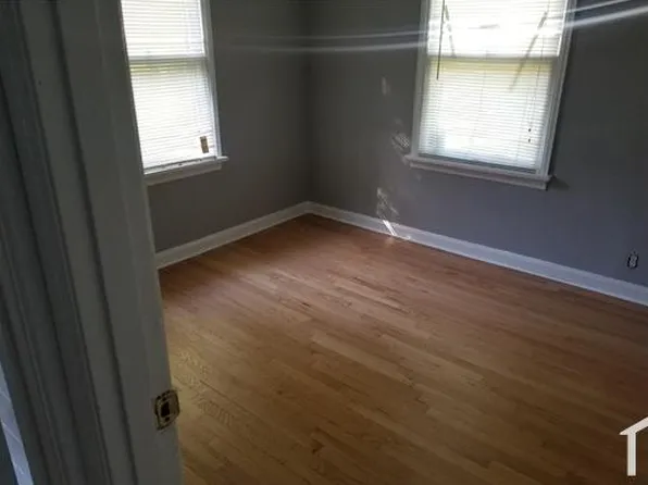 2122 Rose Bud Ave, Saint Louis, MO 63121