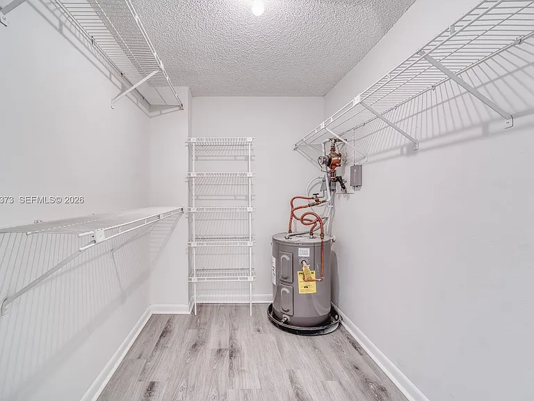 8290 Lake Dr #236 — Photo 18