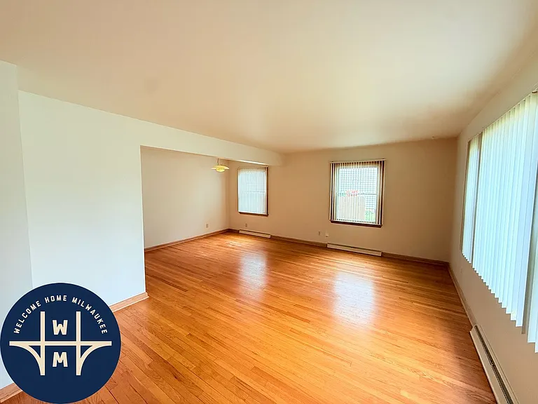 7313 Harwood Ave — Photo 6