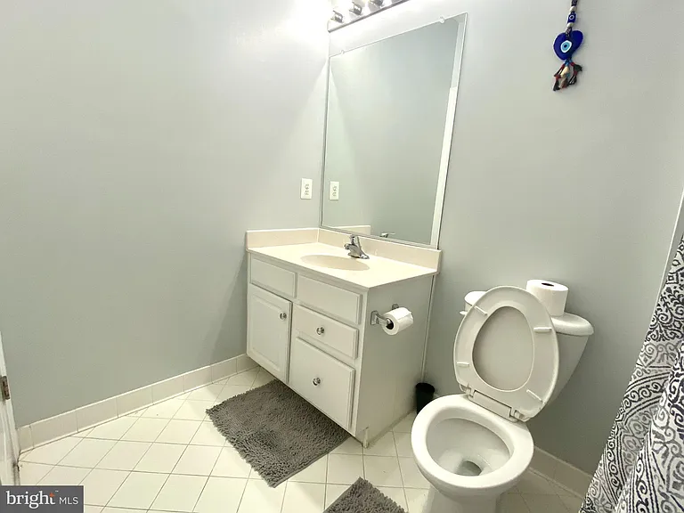 15181 Lancashire Dr — Photo 12