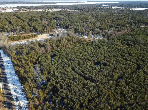 W6011 32nd St #3, New Lisbon, WI 53950