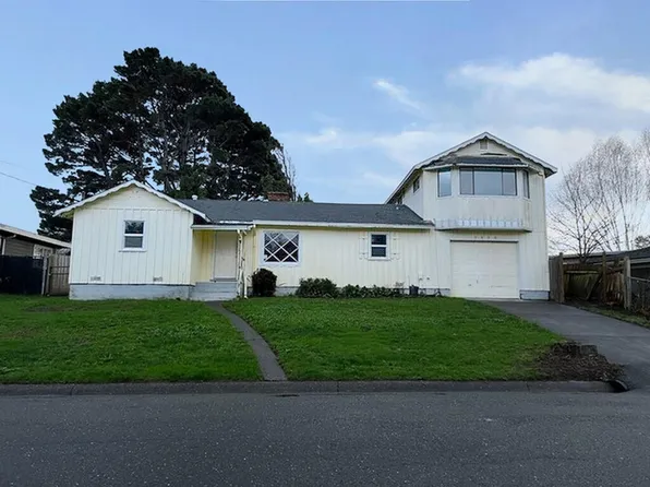3182 College St, Fortuna, CA 95540