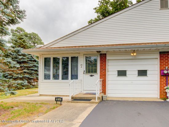 16 Crocus Lane #A, Manchester Township, NJ 08759