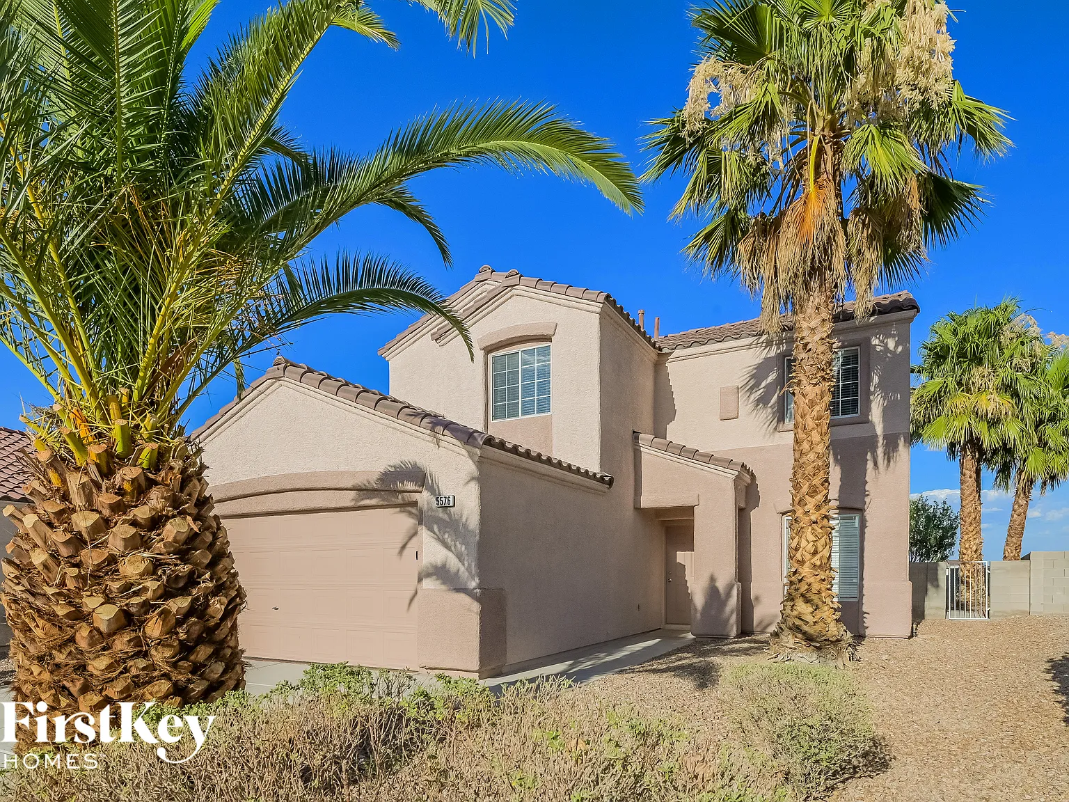 3 bed, 2.5 bath, 1746 sqft, $2,260 — Photo 2