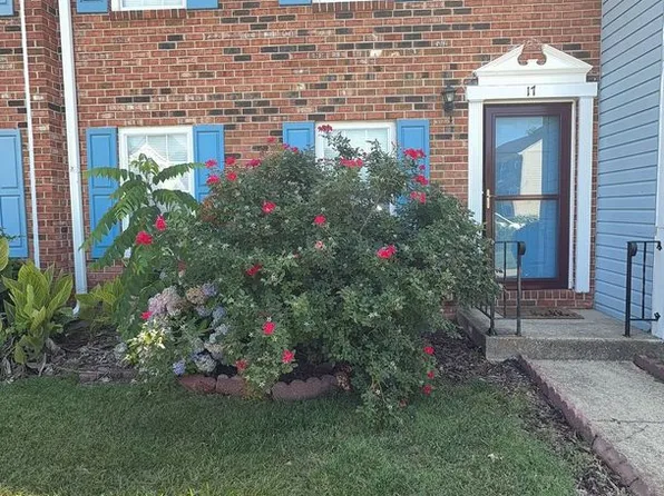 17 S Gawain Way, Hampton, VA 23669