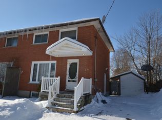 99 Louth St, Saint Catharines, ON L2S2T7