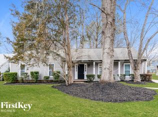 5414 Carlingford Ct, Charlotte, NC 28208