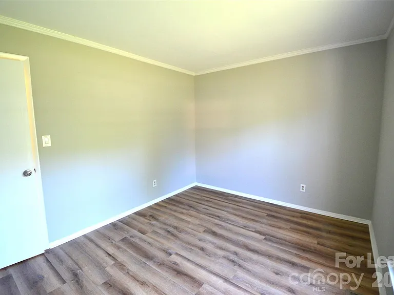 1422 Thermal Rd — Photo 21