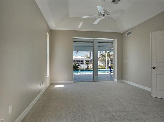 5th image of 746 Orchid Ct
