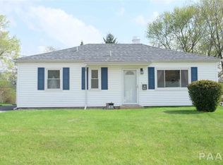 902 W Ridgemont Rd, Peoria, IL 61614