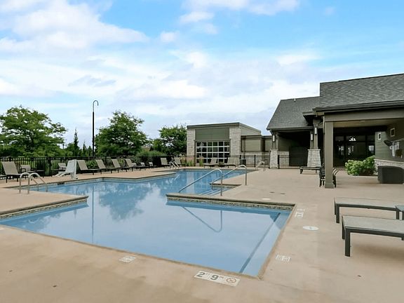 3rd image of 700 S Weber Rd #610