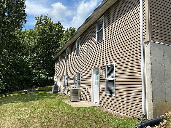 5th image of 14220 Haywood Dr