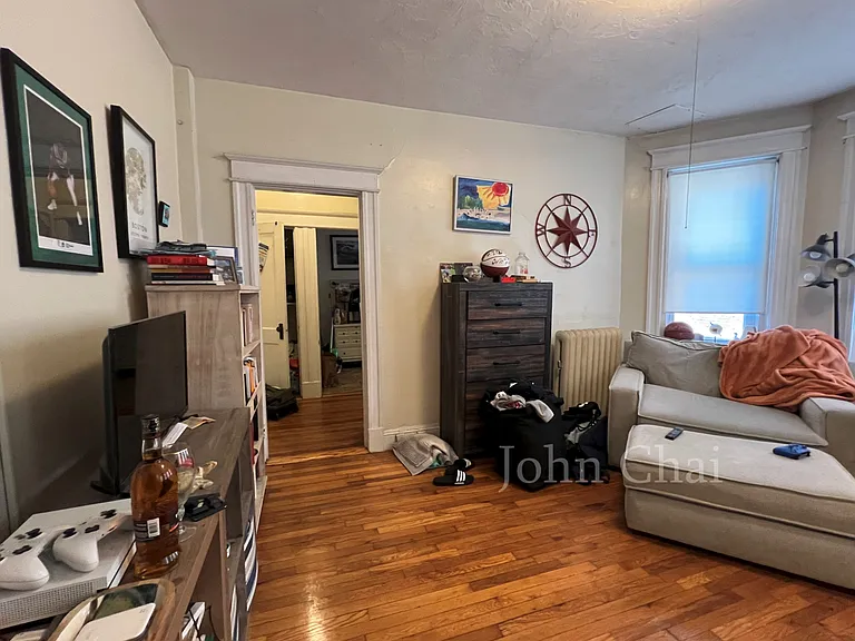 225 Kelton St #1 — Photo 8