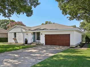 8585 Sweetwood Dr, Dallas, TX 75228