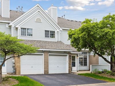 518 Lovell Ave APT 3, Roseville, MN, 55113