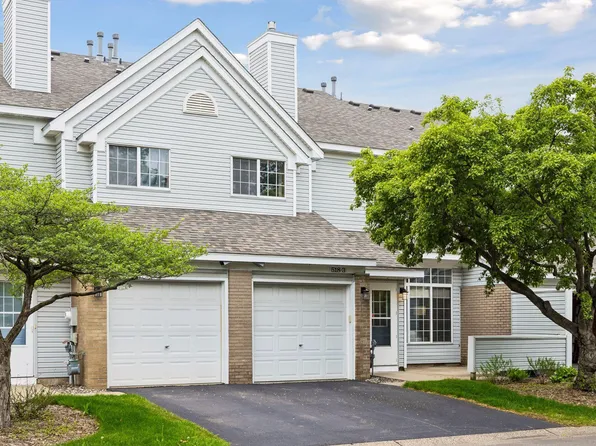 518 Lovell Ave APT 3, Roseville, MN 55113