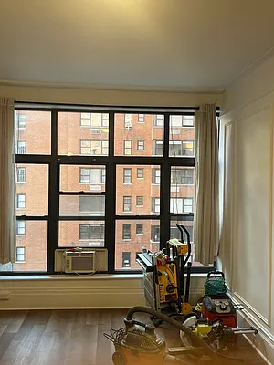 Rented by Brown Harris Stevens | media 9