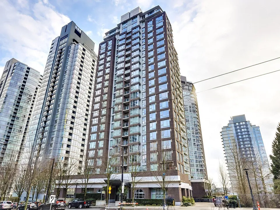 550 Pacific St #1606