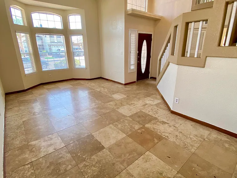 12521 Crystal Ridge St — Photo 5