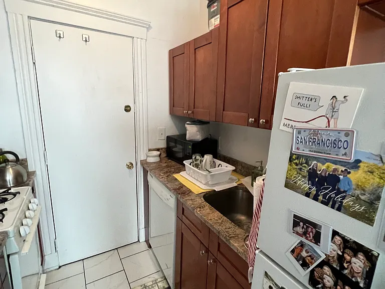 28 Quint Ave #56 — Photo 7