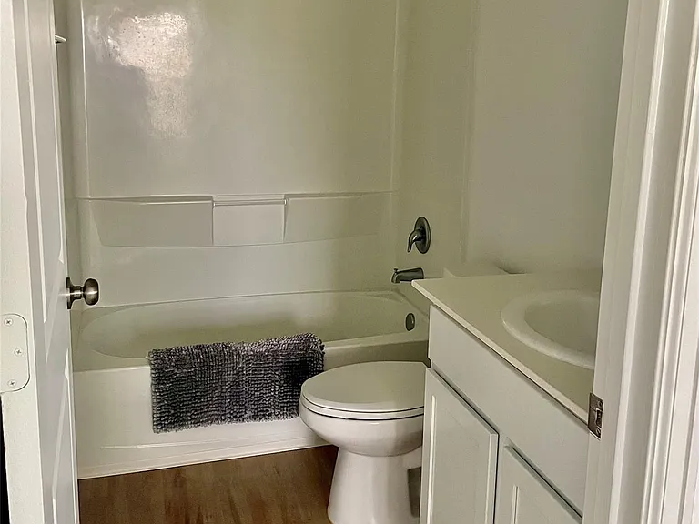 221 Crystal Bay Ln — Photo 20