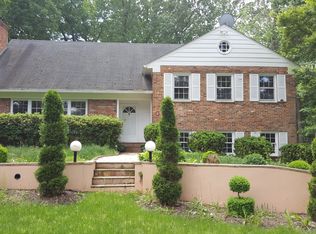 10012 S Glen Rd, Potomac, MD 20854