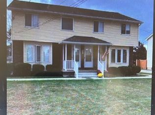 4261 Sowles Rd, Hamburg, NY 14075