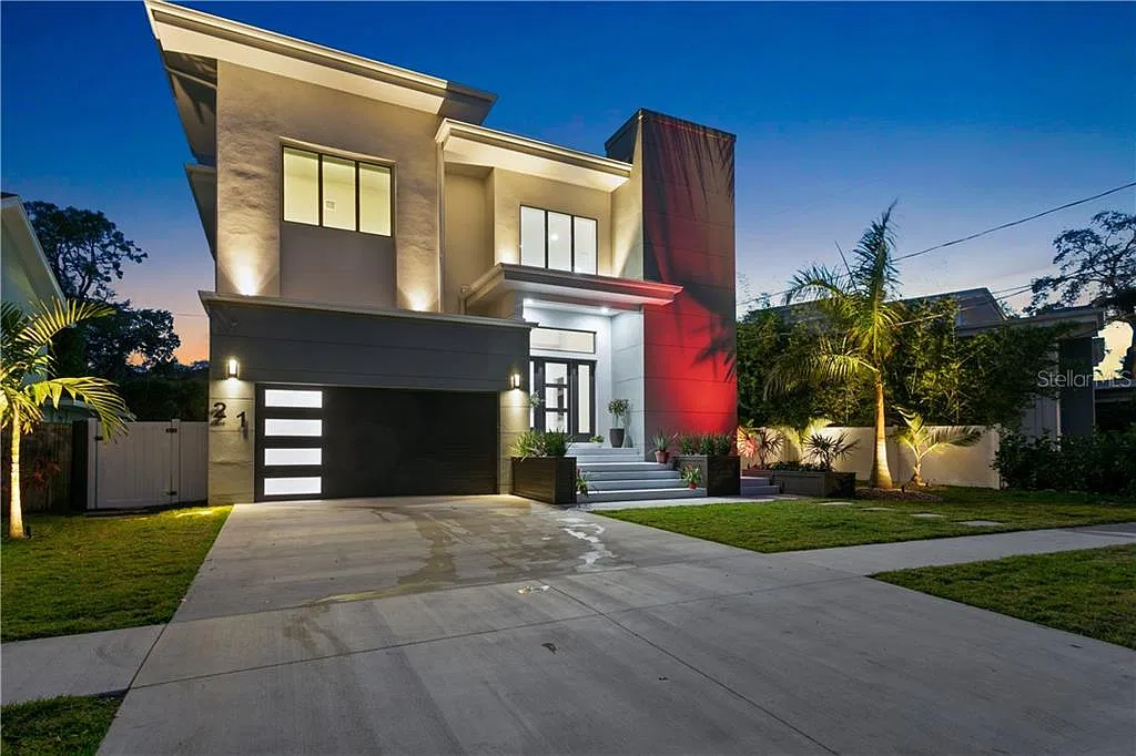 5 bed, 4.0 bath, 3450 sqft, $22,500 — Photo 1