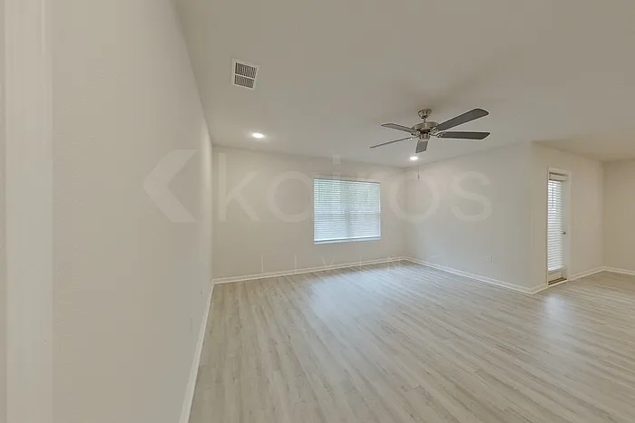 285 Monarch Ln — Photo 28