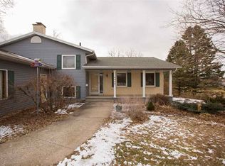 4340 Hoff Rd, Waterloo, IA 50701