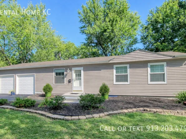 9010 W 101st St, Overland Park, KS 66212