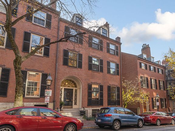 5th image of 14 Chestnut St #4