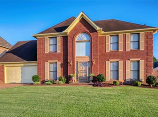 8893 Lindstrom Dr, Cordova, TN 38016