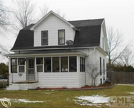 221 E Irwin 003.JPG