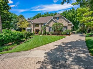 554 W Rosiland Rd N, Palatine, IL 60074