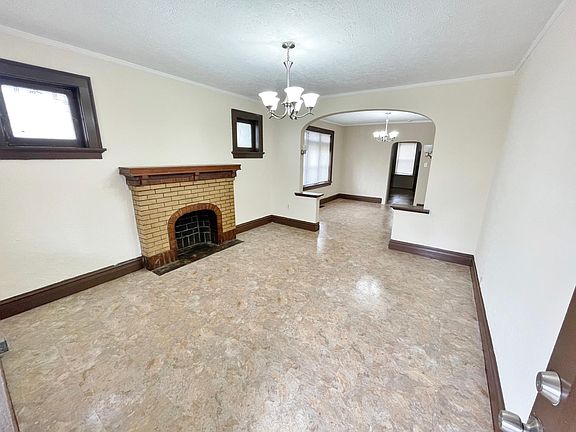 2nd image of 5141 Hilda Ave