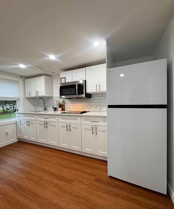 186 Woodside Rd