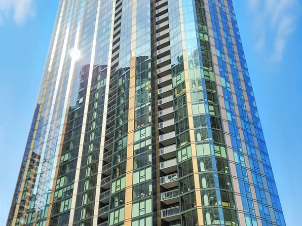 211 N Harbor Dr #3605, Chicago, IL 60601