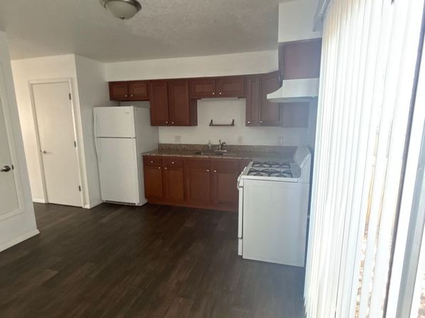 12128 Menaul Blvd NE APT 1