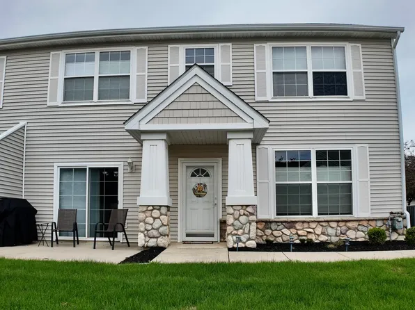 277 S 79th St Unit 501, West Des Moines, IA 50266