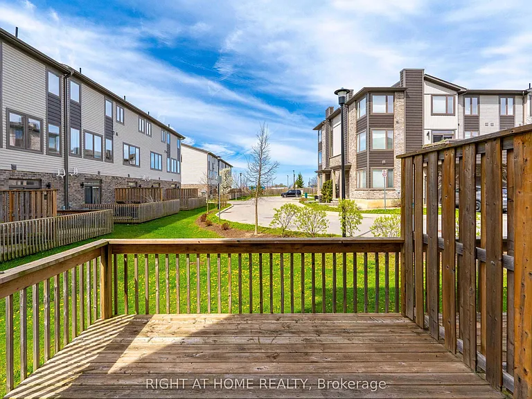 2060 Meadowgate Blvd #10 — Photo 41