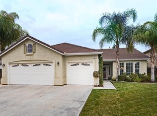 1913 Decatur Ave, Clovis, CA 93611