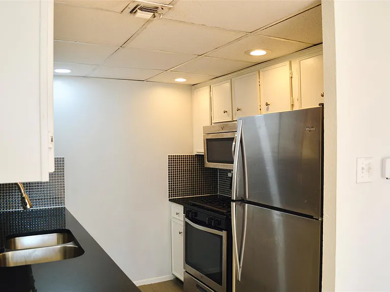 1800 Lavaca St #807 — Photo 7