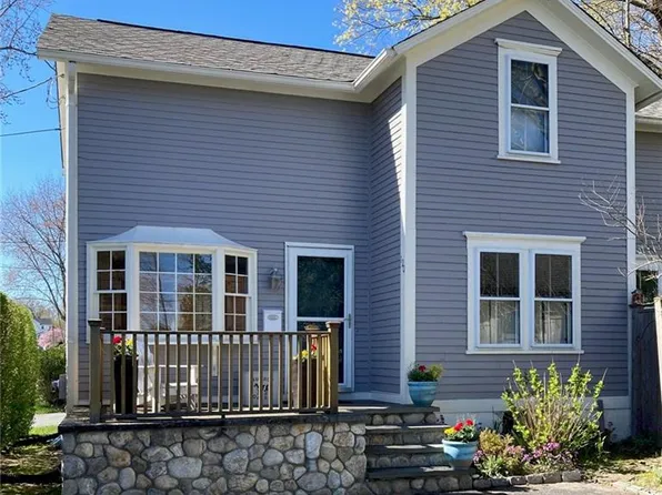 120 Friendship St, East Greenwich, RI 02818